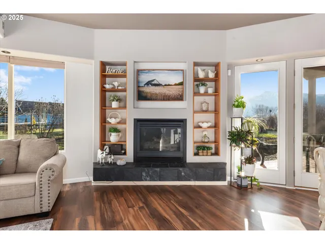 $839,900 | 19 Valley Heights Drive, Enterprise, OR 97828