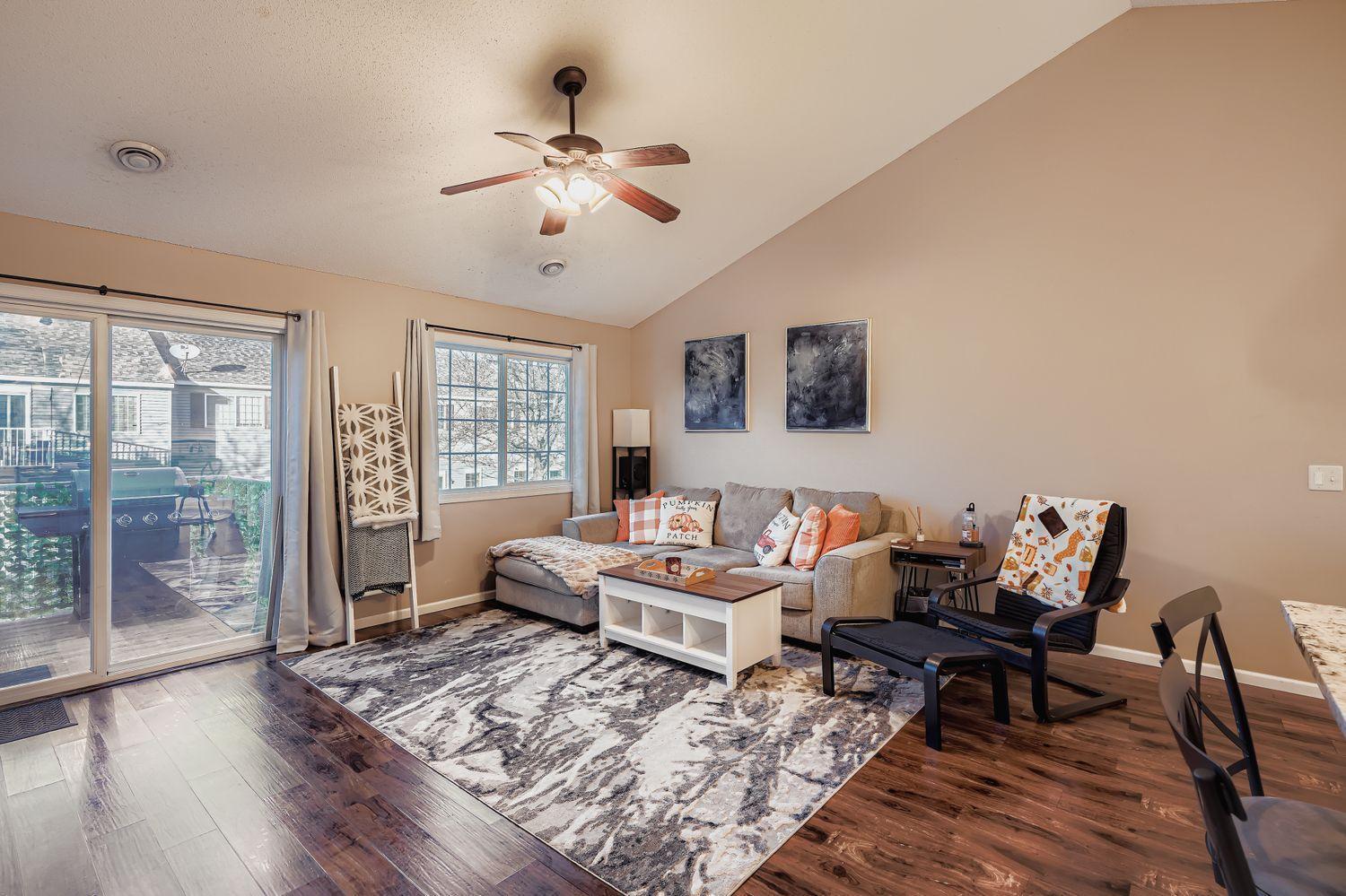 6887 Folkestone Road, Unit 712 Apple Valley, MN 55124 - Photo 4 of 22