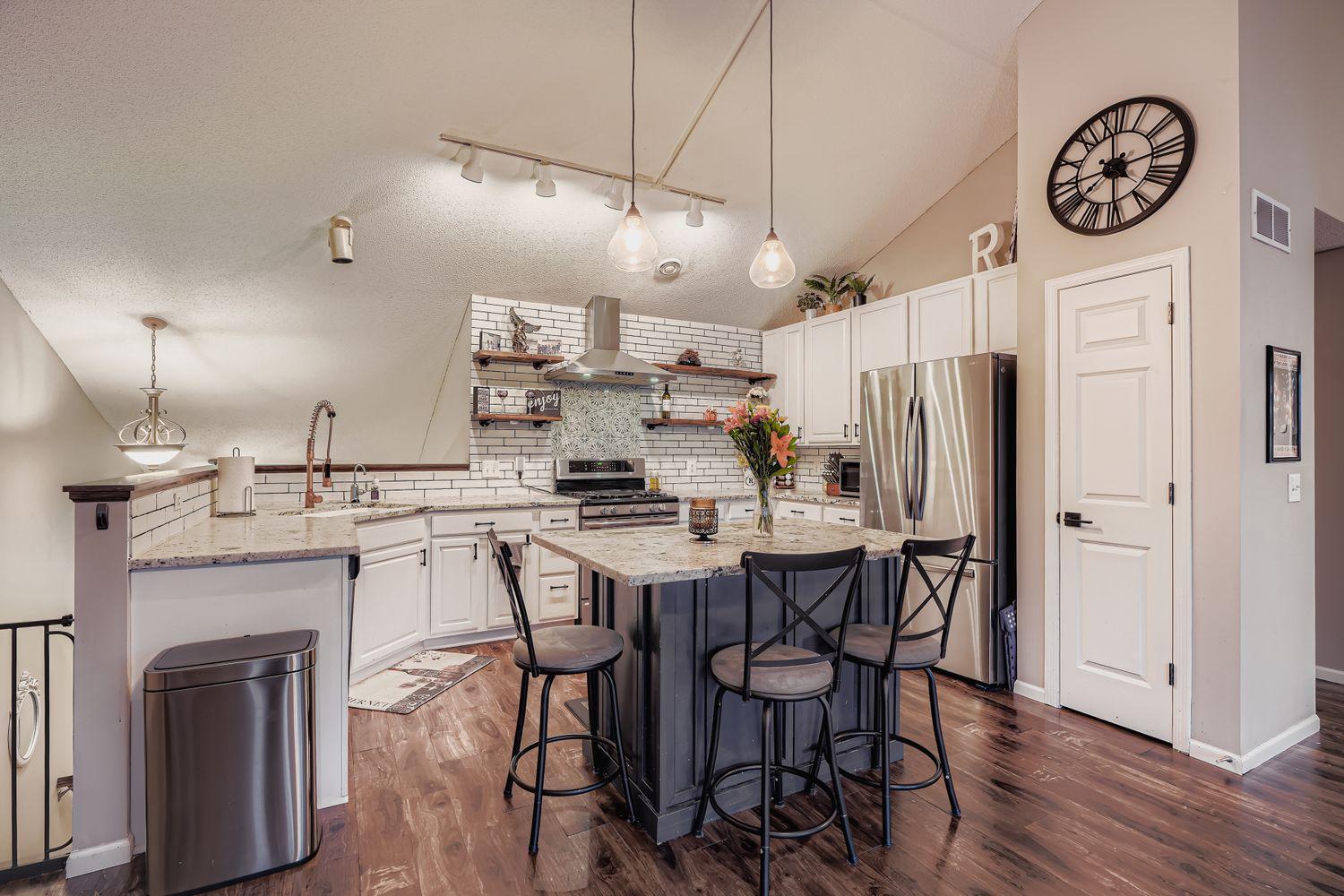 6887 Folkestone Road, Unit 712 Apple Valley, MN 55124 - Photo 7 of 22