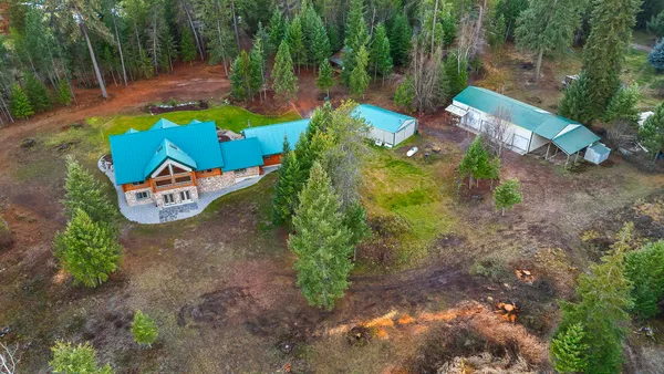 $1,299,000 | 12621 East Blanchard Road, Elk, WA 99009