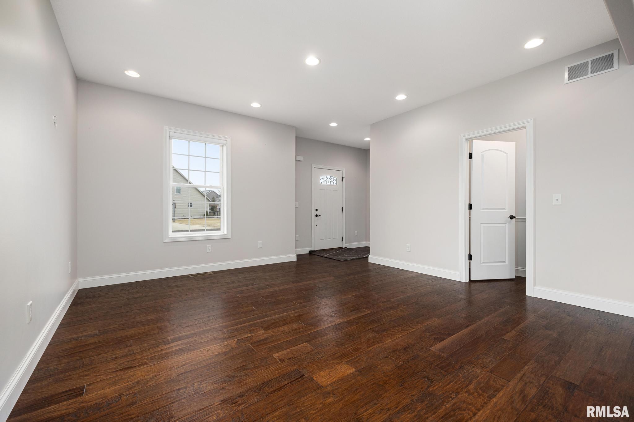 737 Pintail Lane Washington, IL 61571 - Photo 11 of 69