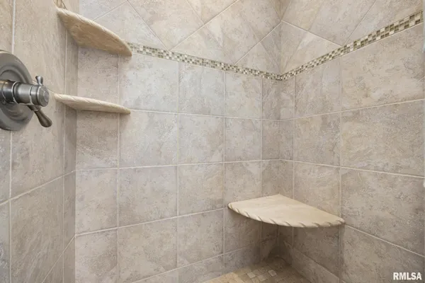 $639,000 | 737 Pintail Lane, Washington, IL 61571