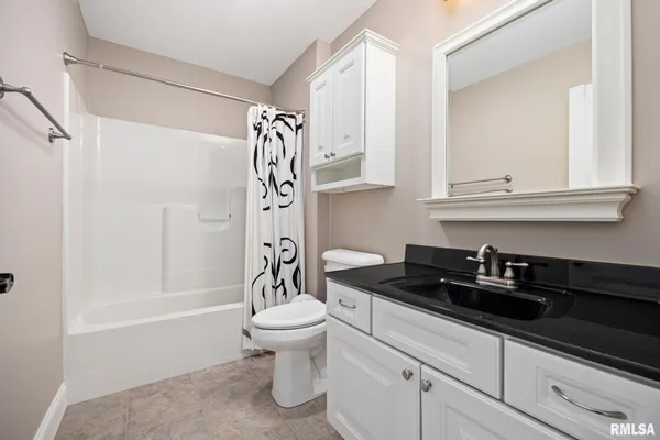 $639,000 | 737 Pintail Lane, Washington, IL 61571