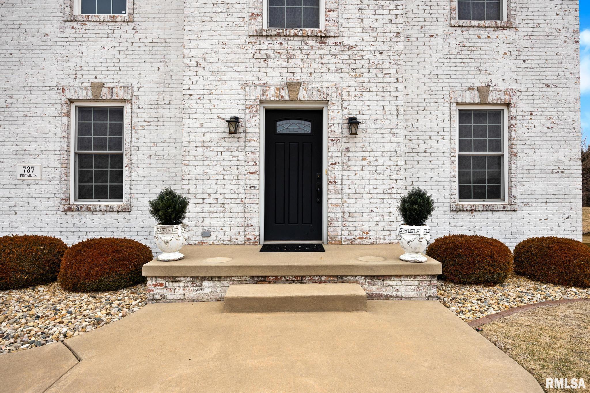 737 Pintail Lane Washington, IL 61571 - Photo 5 of 69