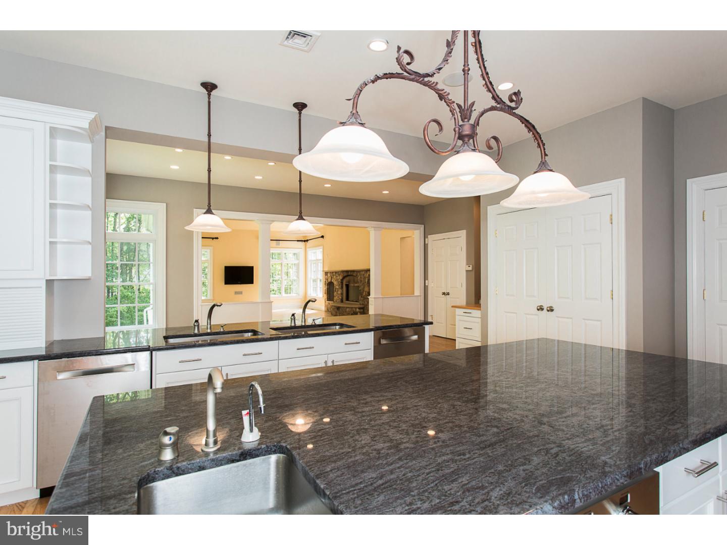 27 Running Cedar Road Princeton, NJ 08540 - Photo 7 of 25