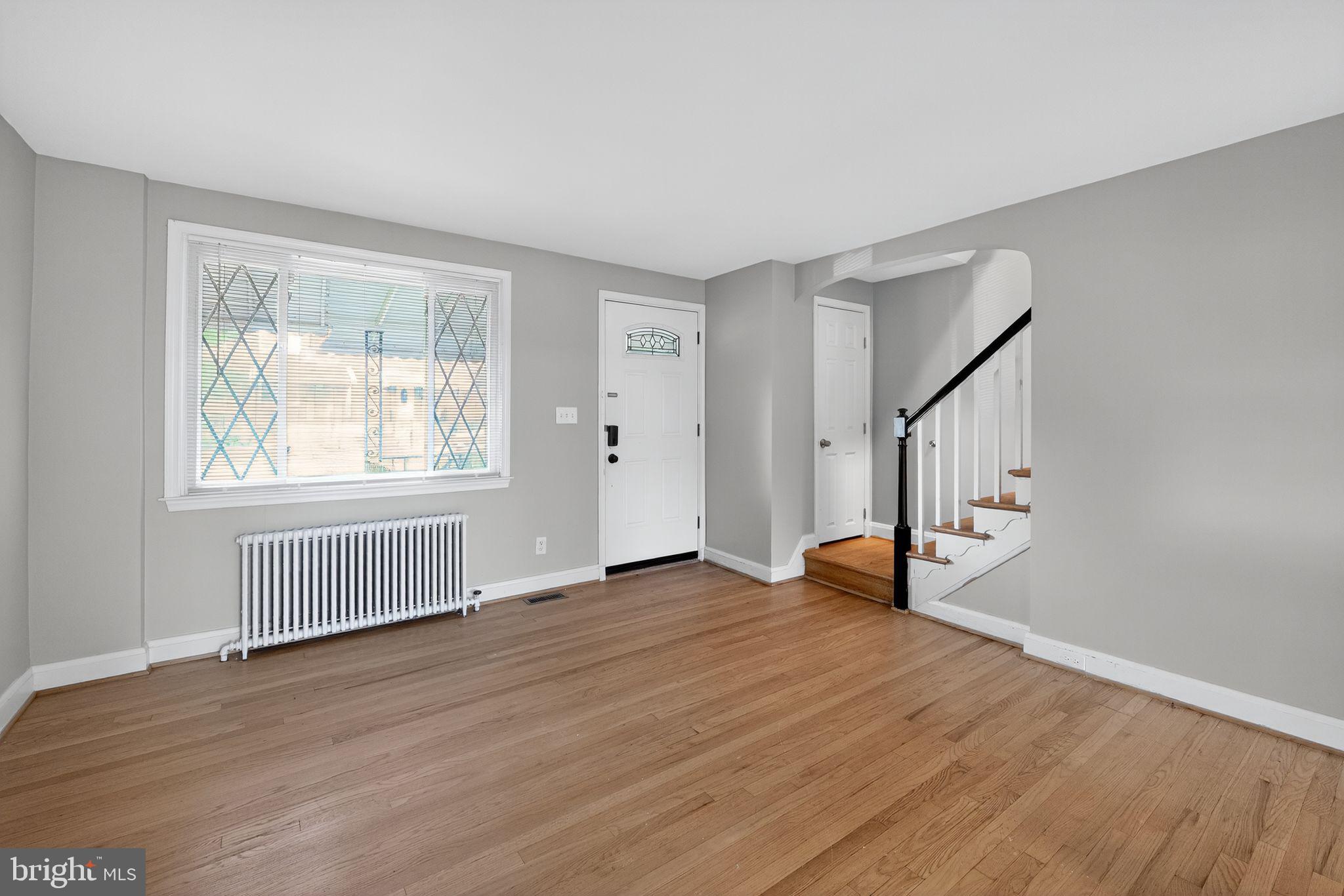 1017 Wicklow Road Baltimore, MD 21229 - Photo 4 of 34 Gallery Image 4