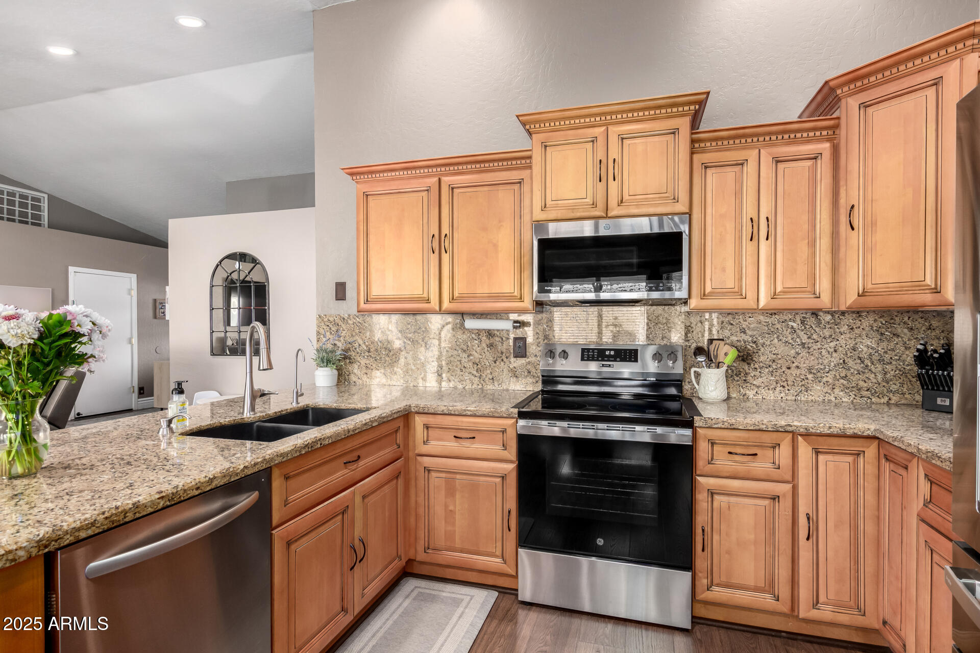 2064 East Devon Road Gilbert, AZ 85296 - Photo 14 of 33 14 - Devon