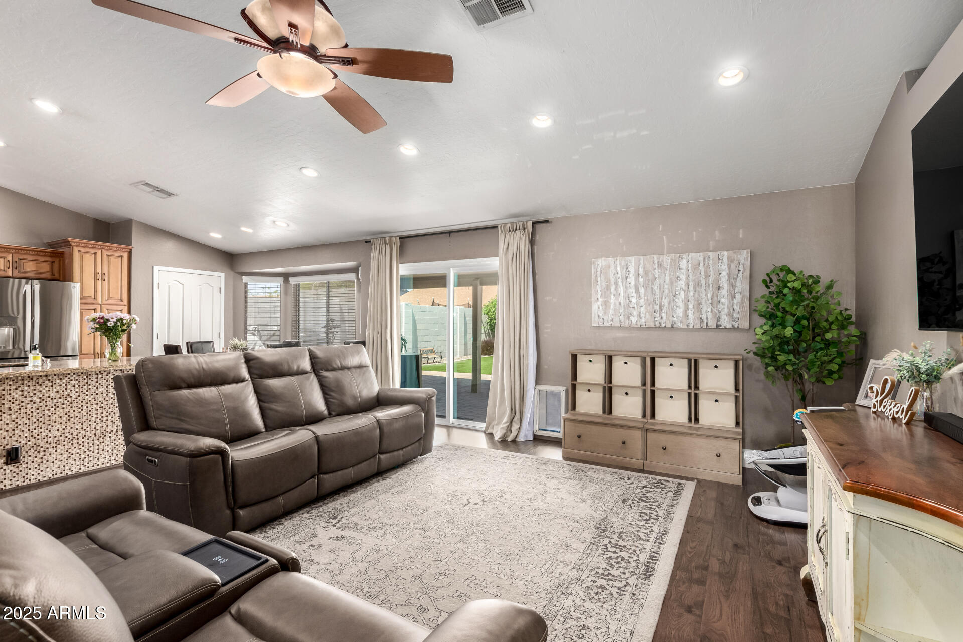 2064 East Devon Road Gilbert, AZ 85296 - Photo 8 of 33 8 - Devon