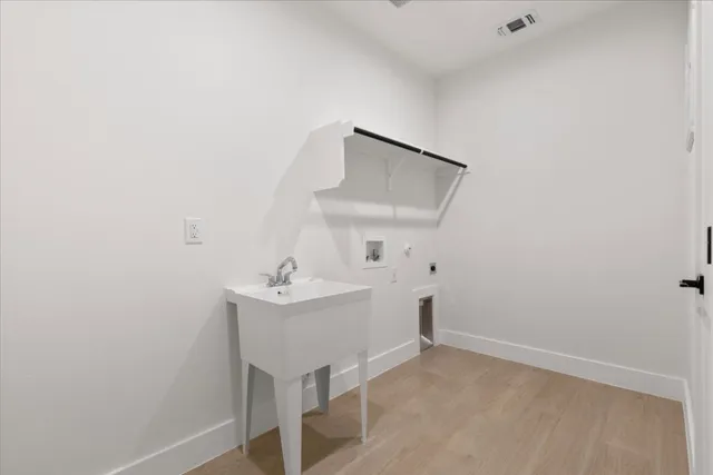 $549,900 | 16624 Wind Chime Drive, Austin, TX 78653