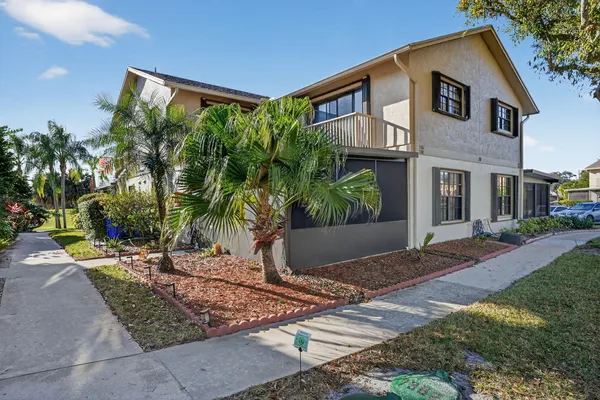 $259,900 | 7382 Southeast Jamestown Terrace, Hobe Sound, FL 33455