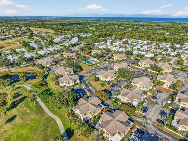 $259,900 | 7382 Southeast Jamestown Terrace, Hobe Sound, FL 33455