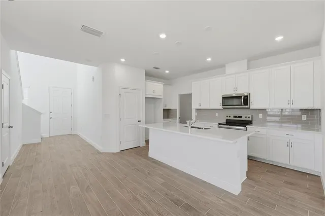 $2,999 | 2100 Maverick Court, Minneola, FL 34715