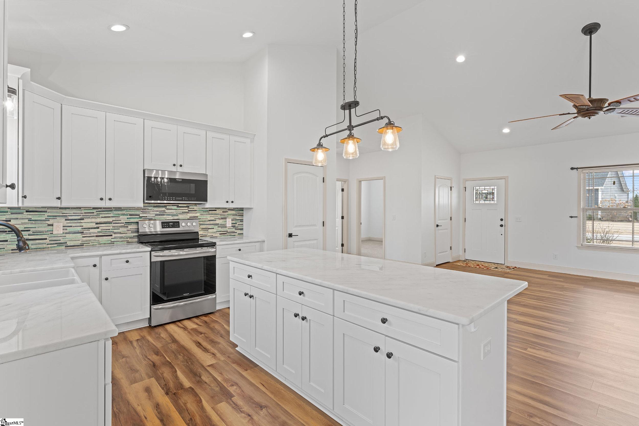 702 Cheyanne Court Greer, SC 29651 - Photo 13 of 48