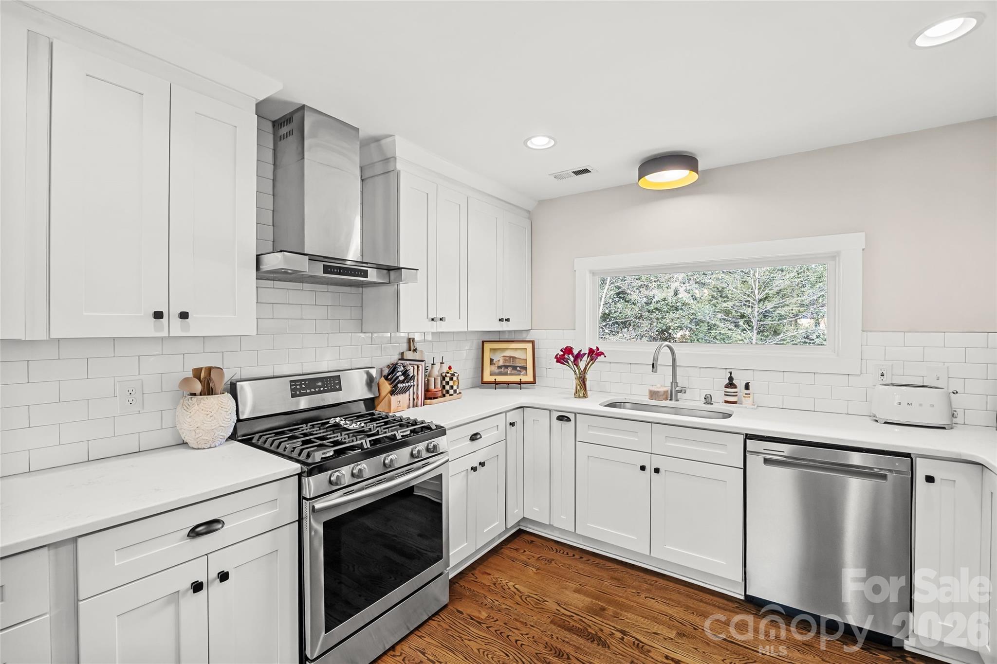 4418 Murrayhill Road Charlotte, NC 28209 - Photo 15 of 39