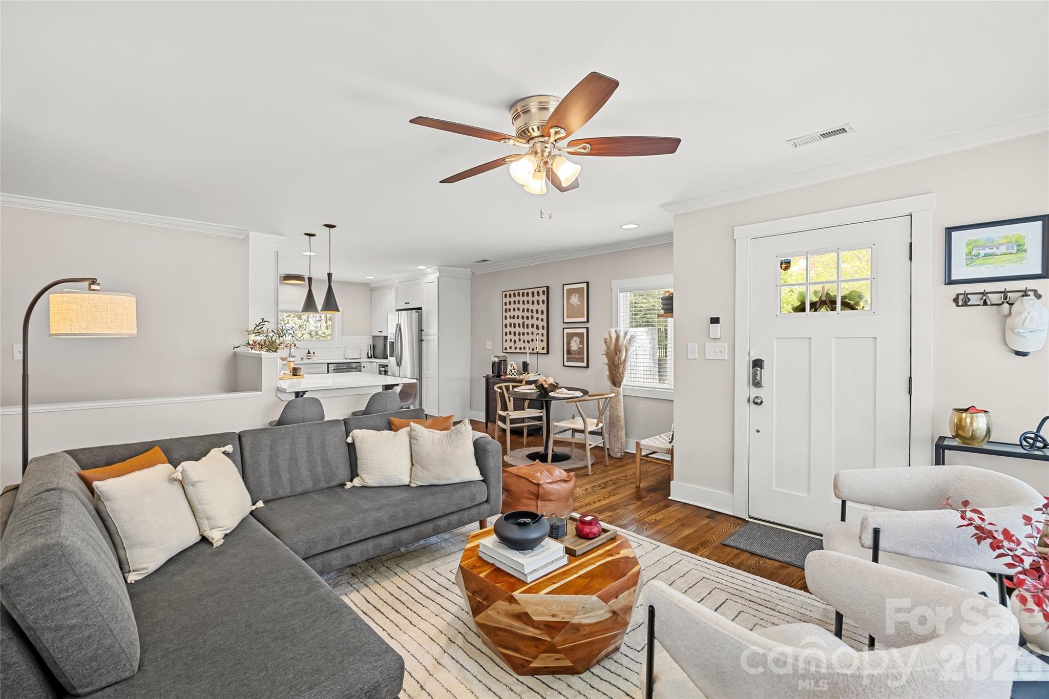 4418 Murrayhill Road Charlotte, NC 28209 - Photo 9 of 39