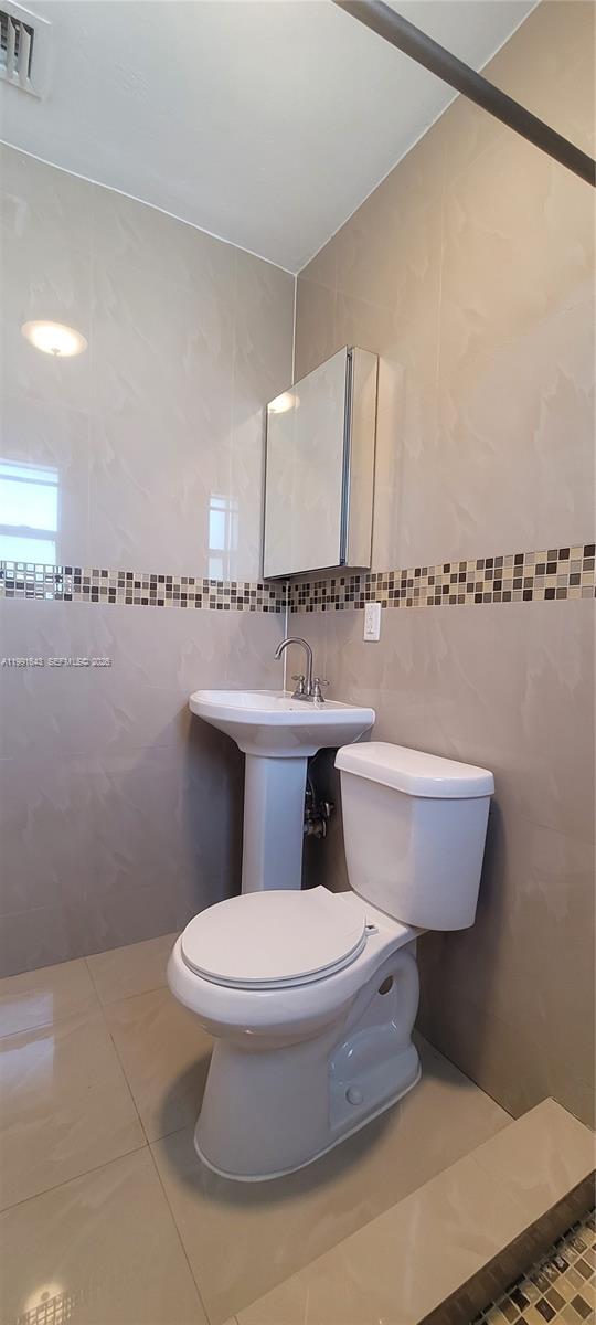 1335 Southwest 8th Street, Unit 3 Miami, FL 33135 - Photo 8 of 12