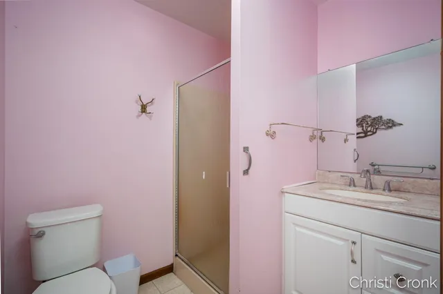 $400,000 | 12501 Pine Island Drive Northeast, Sparta, MI 49345