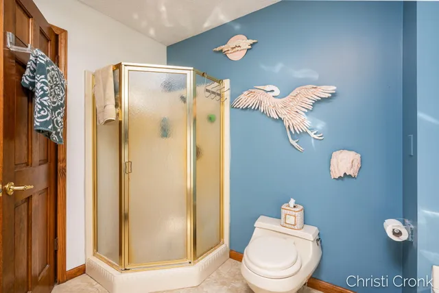 $400,000 | 12501 Pine Island Drive Northeast, Sparta, MI 49345