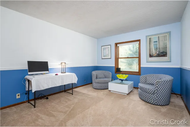 $400,000 | 12501 Pine Island Drive Northeast, Sparta, MI 49345