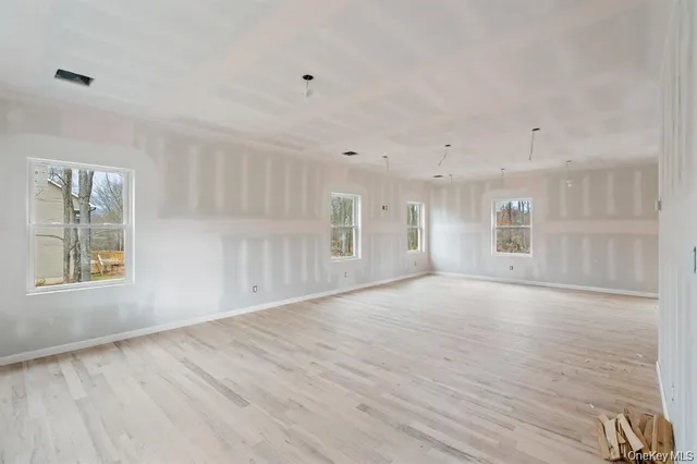 $749,999 | 28 Northern Avenue, Walden, NY 12586