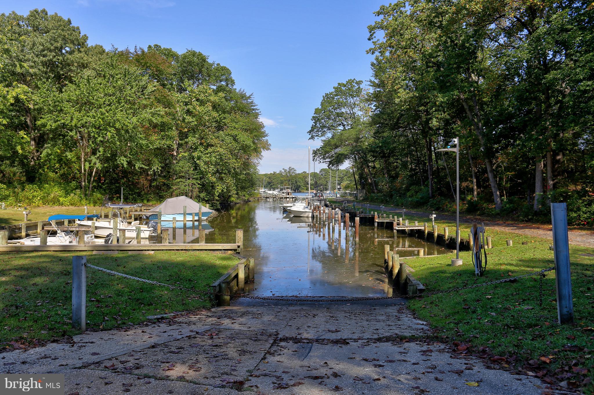 378 Dutch Ship Road Pasadena, MD 21122 - Photo 25 of 27 Slips in community marina