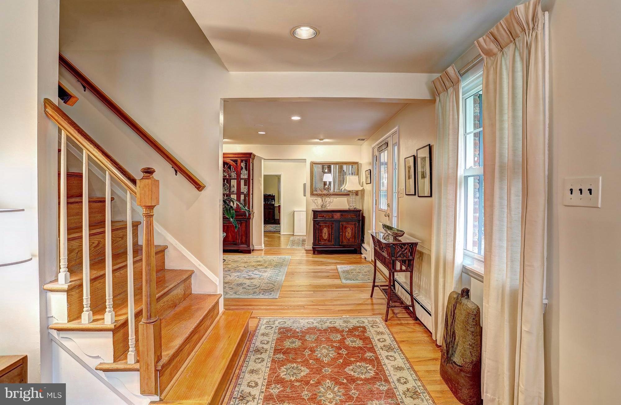 378 Dutch Ship Road Pasadena, MD 21122 - Photo 10 of 27 Hardwood stairs