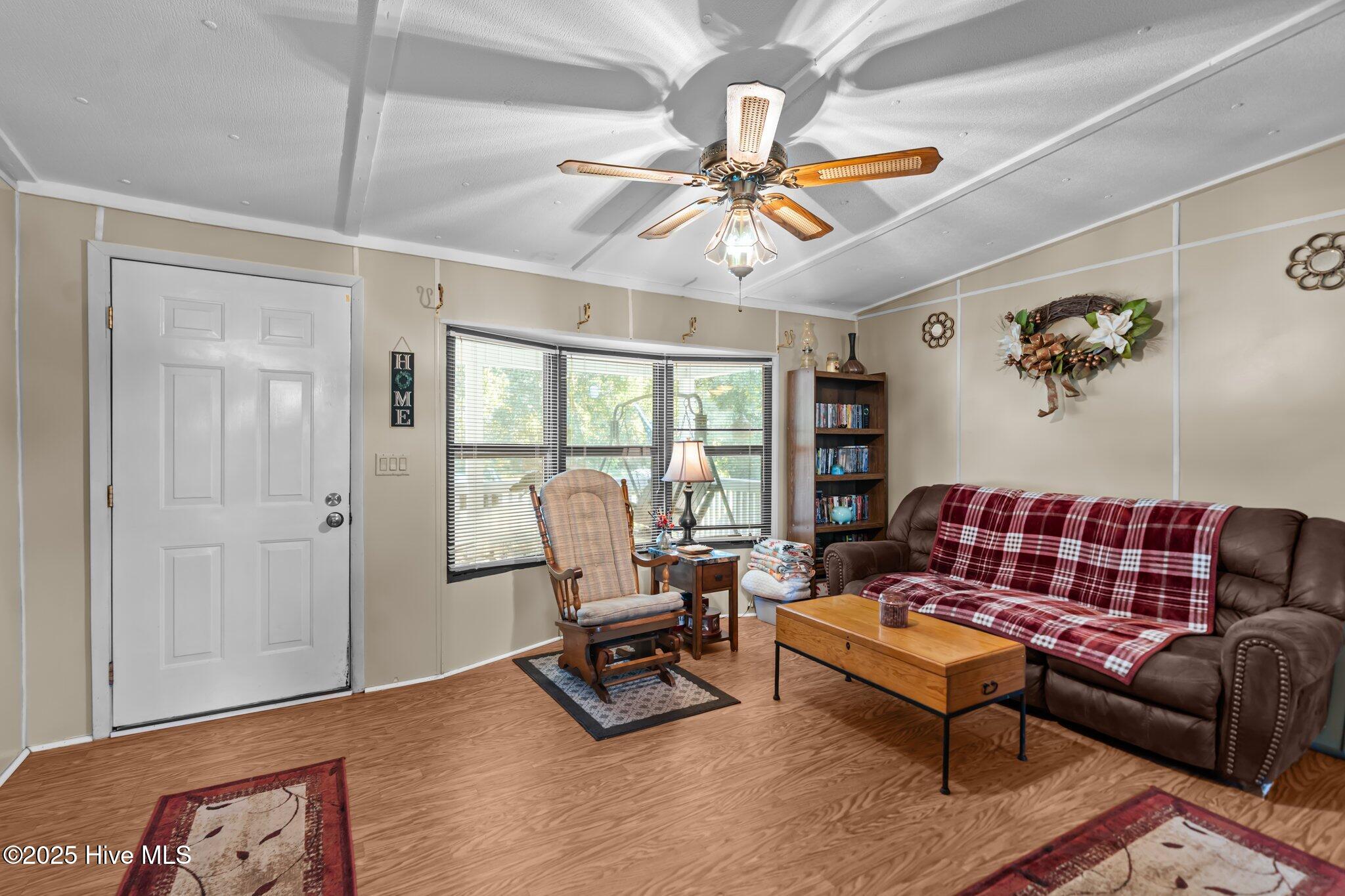 1850 Thorpe Landing Road Southwest Ocean Isle Beach, NC 28469 - Photo 6 of 30 living 2