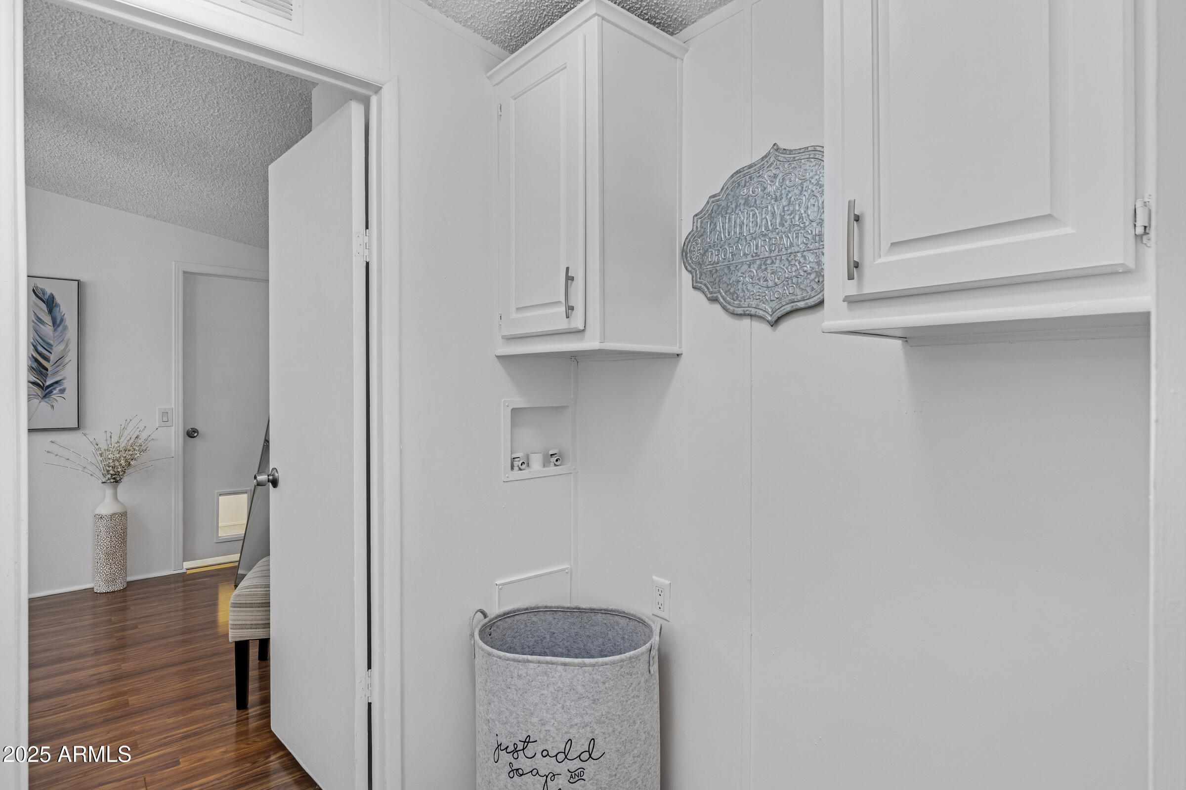 834 South Meridian Road, Unit 164 Apache Junction, AZ 85120 - Photo 13 of 16 a view of bathroom