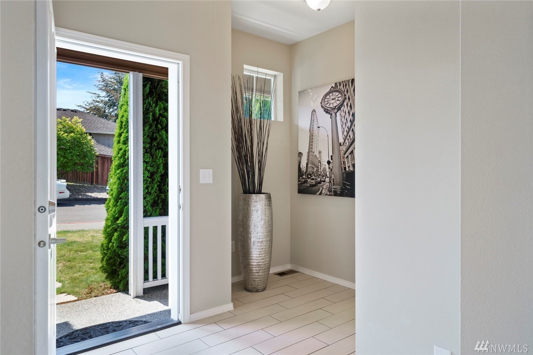 2633 179th Street Southeast Bothell, WA 98012 - Photo 3 of 31