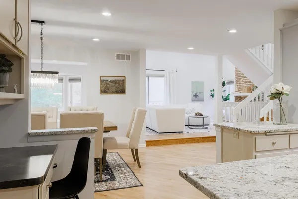 $599,000 | 1148 Hollybrook Drive, Wayzata, MN 55391