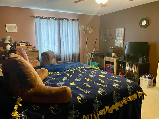 $325,500 | 3025 Trappers Cove, Huntington, IN 46750