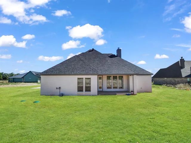 $473,500 | 3025 West Frk Way, Springtown, TX 76082