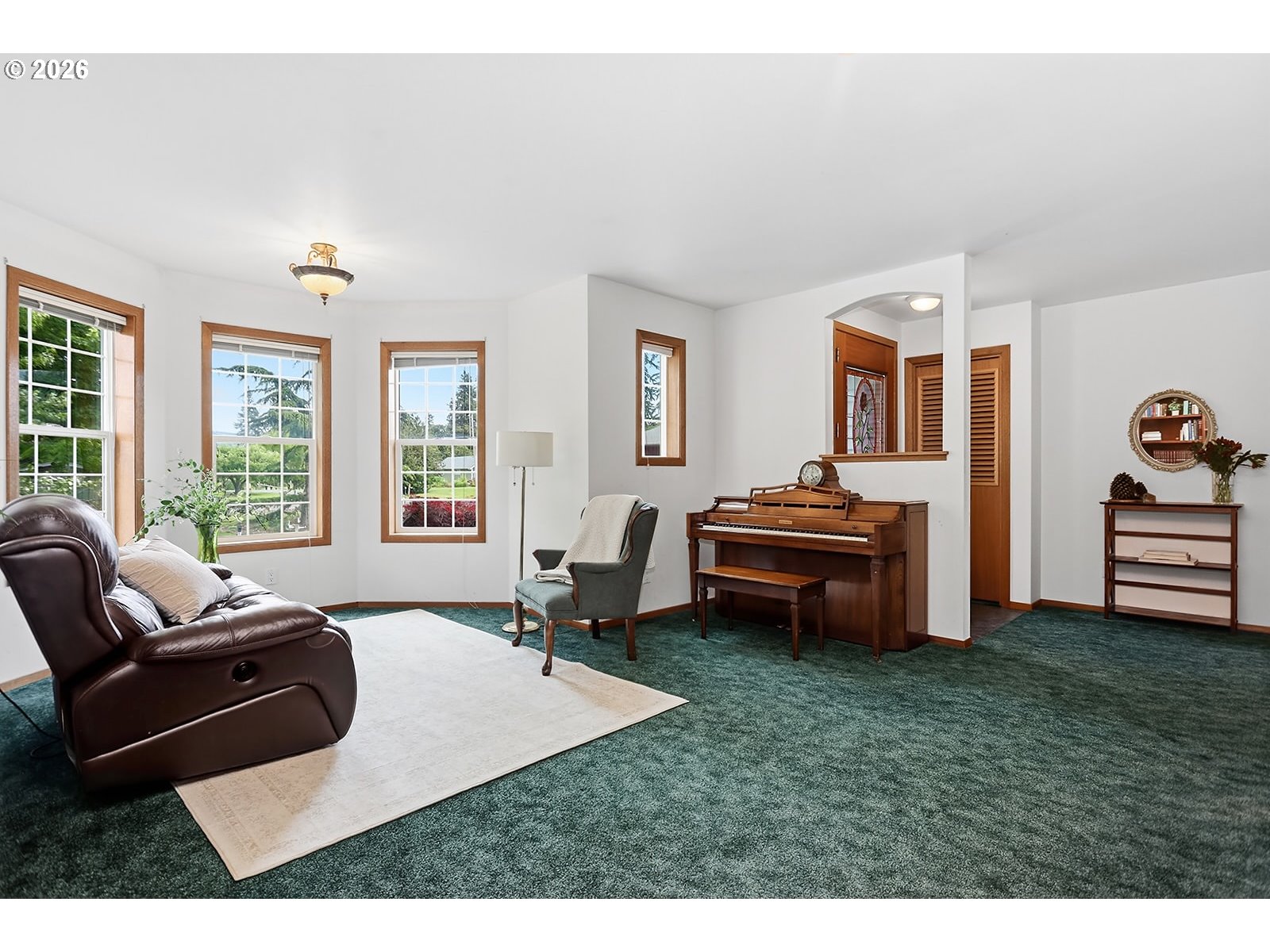 1400 Rockford Road Hood River, OR 97031 - Photo 14 of 47