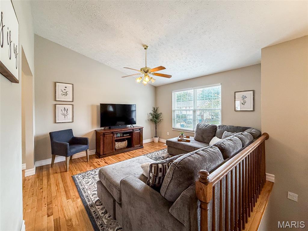 120 Ridge Drive Maryville, IL 62062 - Photo 4 of 28 Gallery Image 4