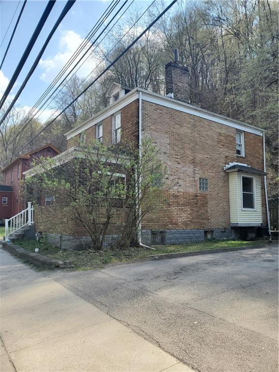 648 Mifflin Road Pittsburgh, PA 15207 - Photo 2 of 10 Gallery Image 2