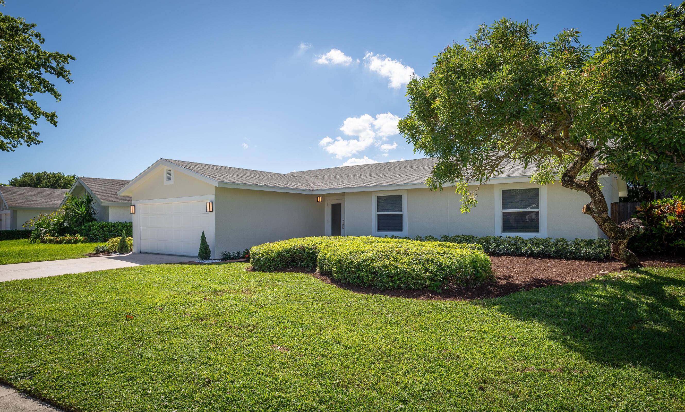4126 Birchwood Drive Boca Raton, FL 33487 - Photo 3 of 70 61-DSC_6742-MLS