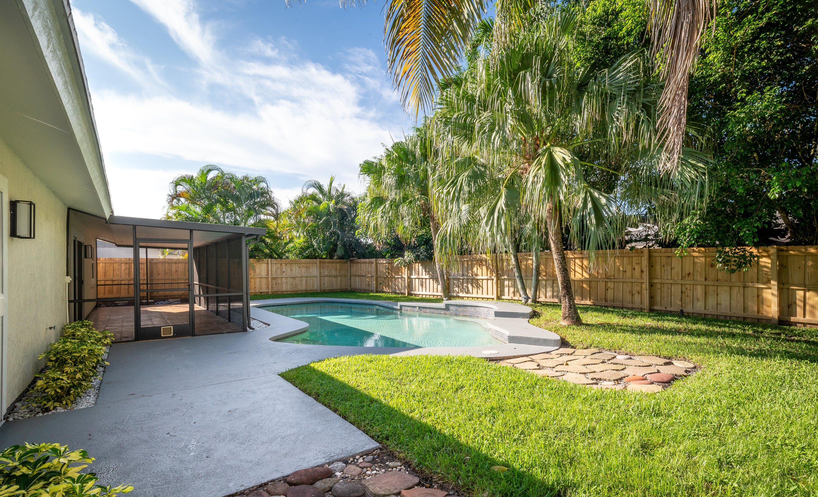 4126 Birchwood Drive Boca Raton, FL 33487 - Photo 42 of 70 75-8165-4126 Birchwood Ter-MLS