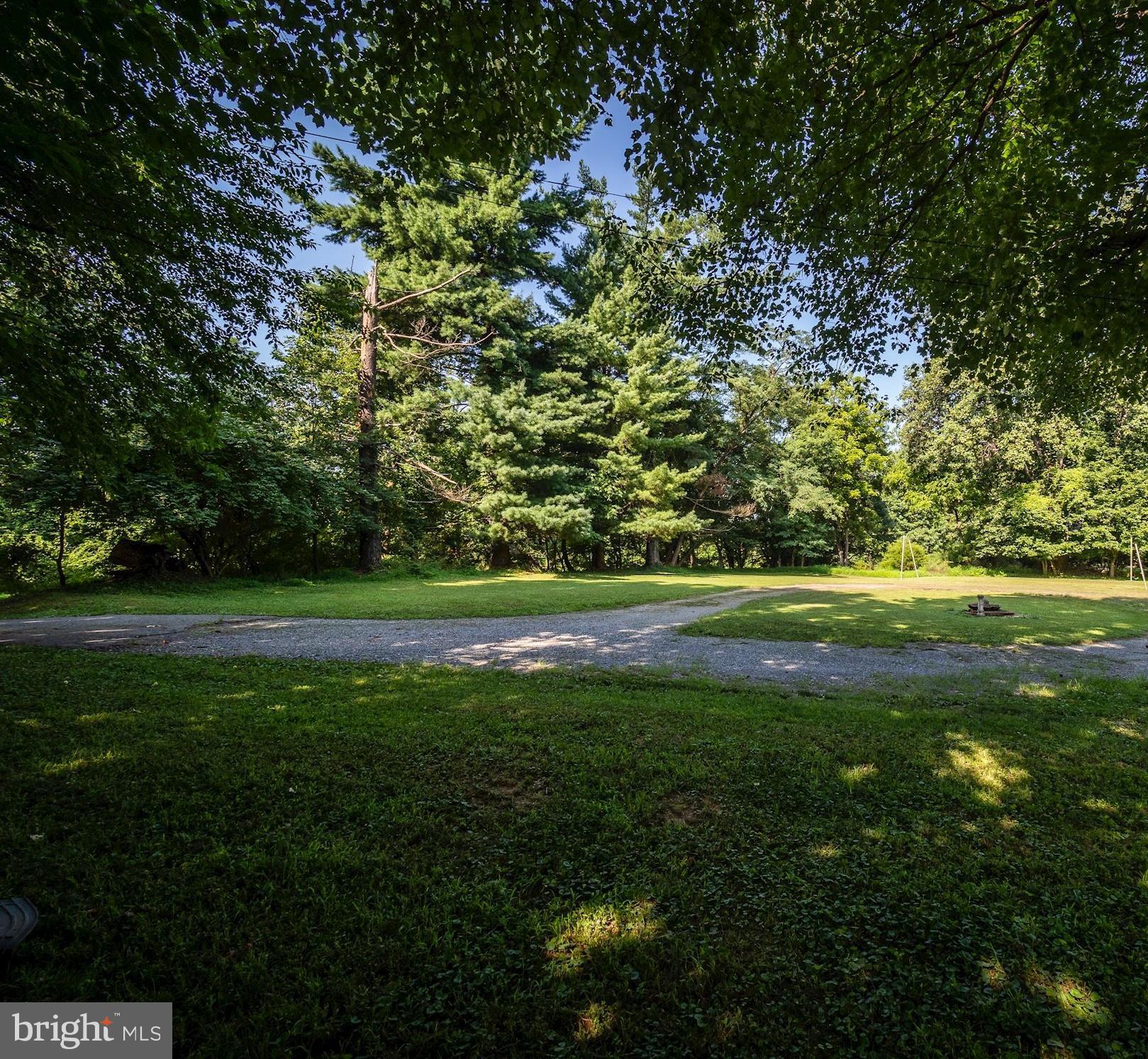 10131 Glen Road Potomac, MD 20854 - Photo 3 of 12 Level lot
