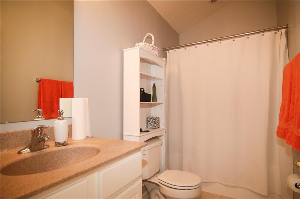 6160 Riva Ridge Drive Indianapolis, IN 46237 - Photo 3 of 19 Gallery Image 3