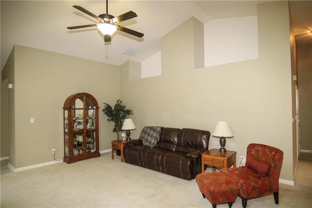 6160 Riva Ridge Drive Indianapolis, IN 46237 - Photo 6 of 19 Gallery Image 6