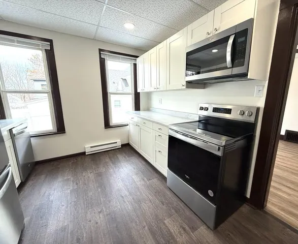 $1,500 | 752 McSorley Street, Unit MAIN LEVEL, Red Wing, MN 55066