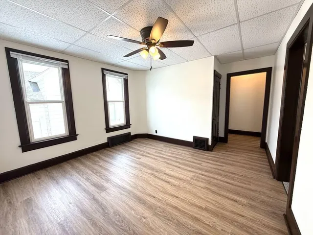 $1,500 | 752 McSorley Street, Unit MAIN LEVEL, Red Wing, MN 55066