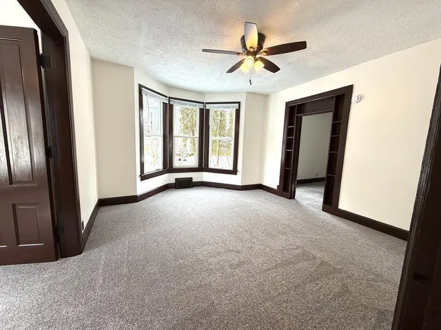 $1,500 | 752 McSorley Street, Unit MAIN LEVEL, Red Wing, MN 55066