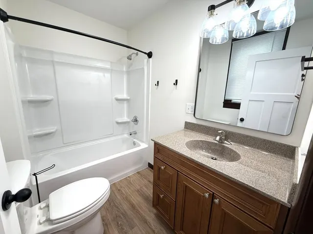 $1,500 | 752 McSorley Street, Unit MAIN LEVEL, Red Wing, MN 55066