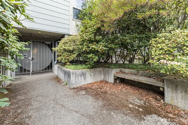 a view of a outdoor space