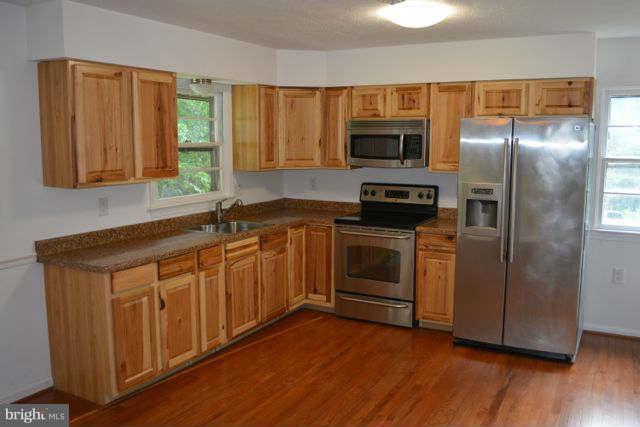 120 Richmond Road Front Royal, VA 22630 - Photo 8 of 30 Kitchen
