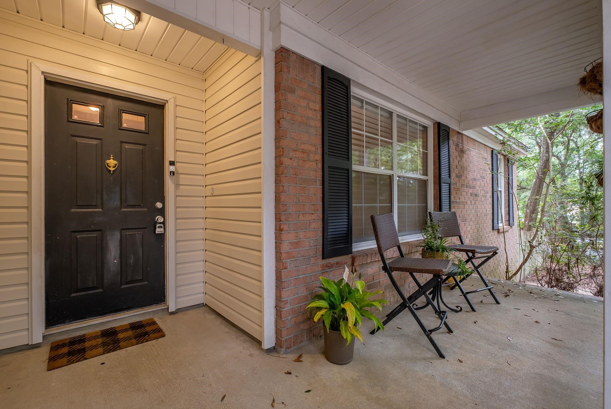8381 Hunters Ridge Trail Tallahassee, FL 32312 - Photo 3 of 27