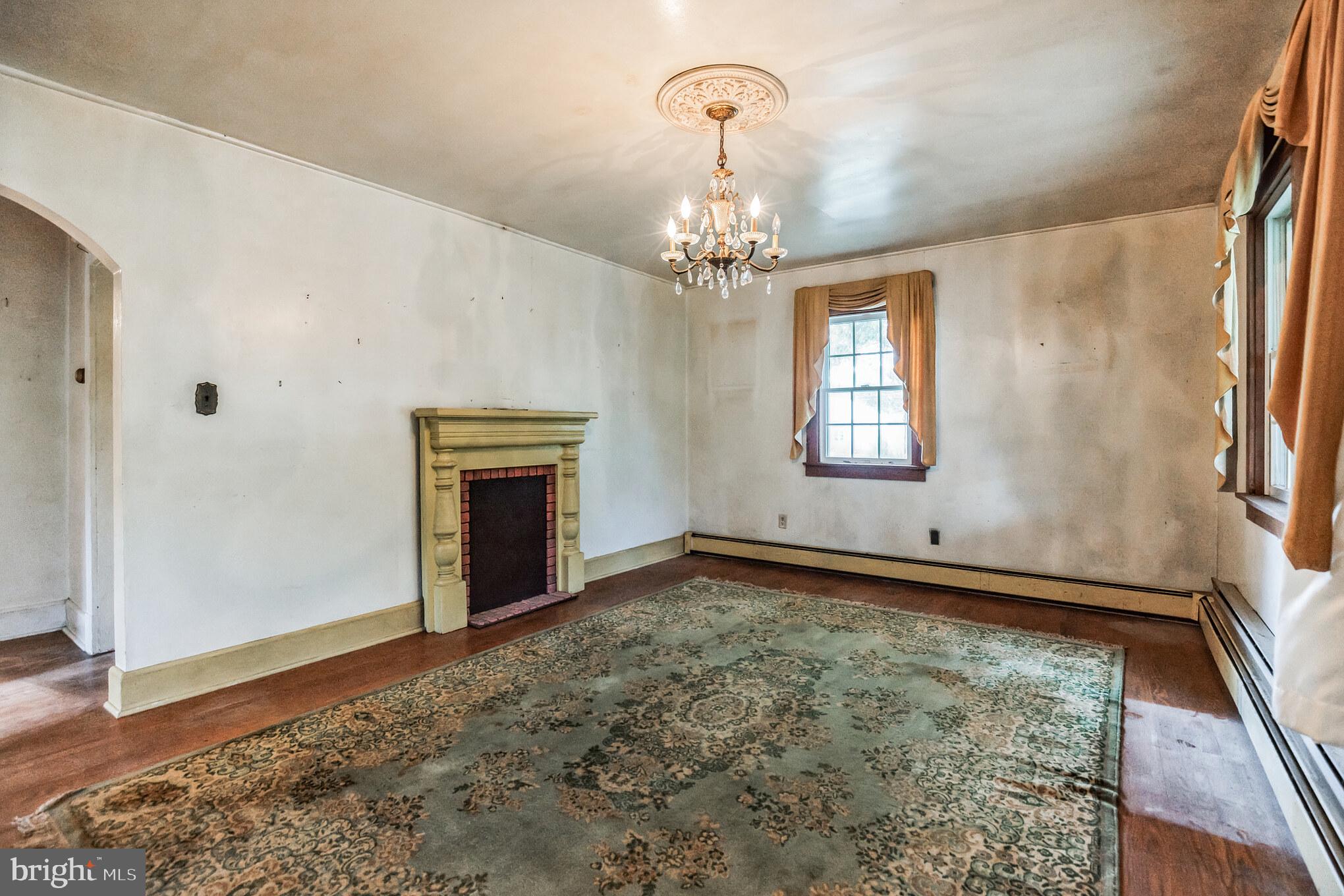 24730 Colton Point Road Clements, MD 20624 - Photo 4 of 15 Living room