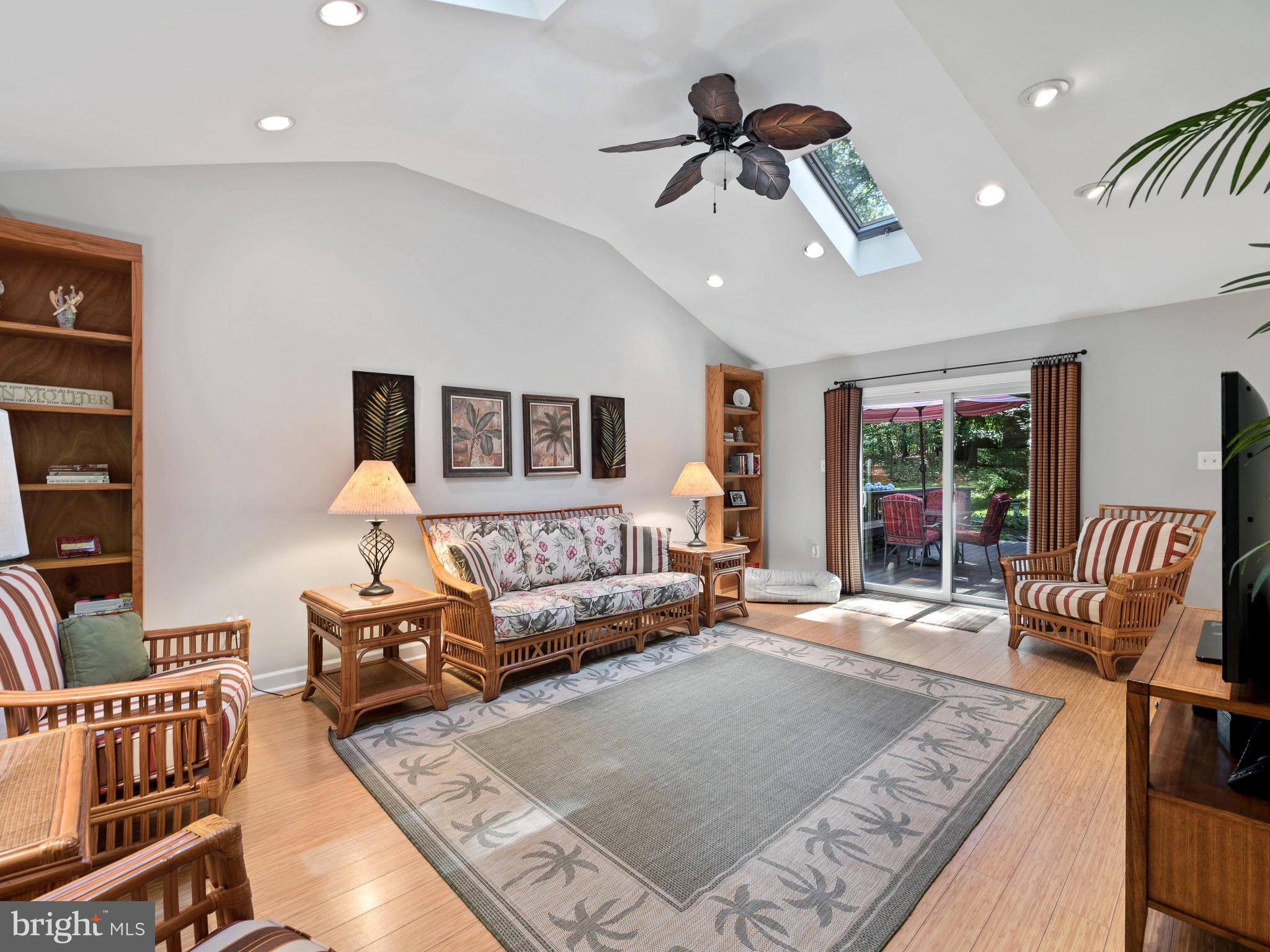 16515 Old Frederick Road Mount Airy, MD 21771 - Photo 4 of 44 Gallery Image 4