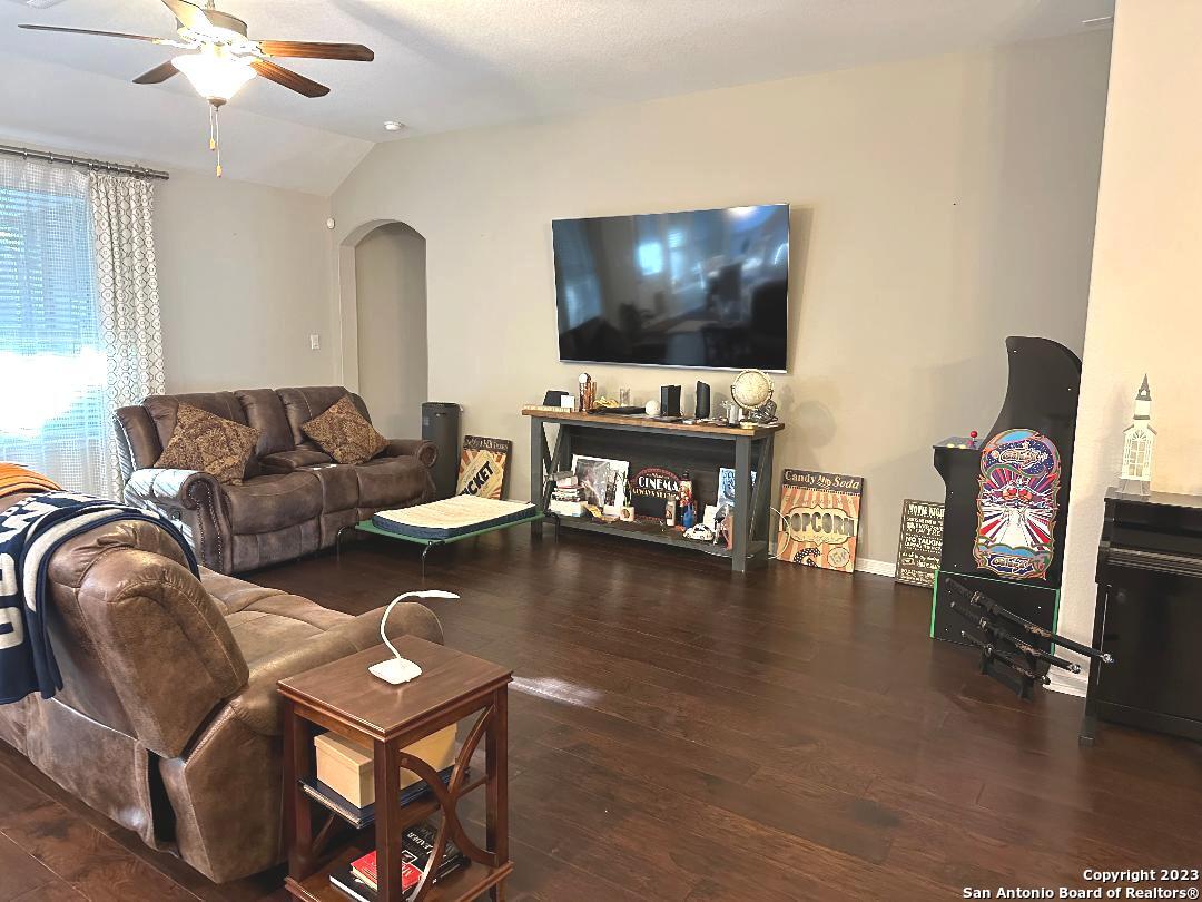 4727 La Santa Road San Antonio, TX 78253 - Photo 4 of 11